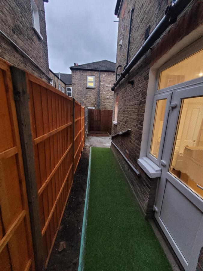 Spacious 2 Bedroom House In Central London With Garden Exterior foto